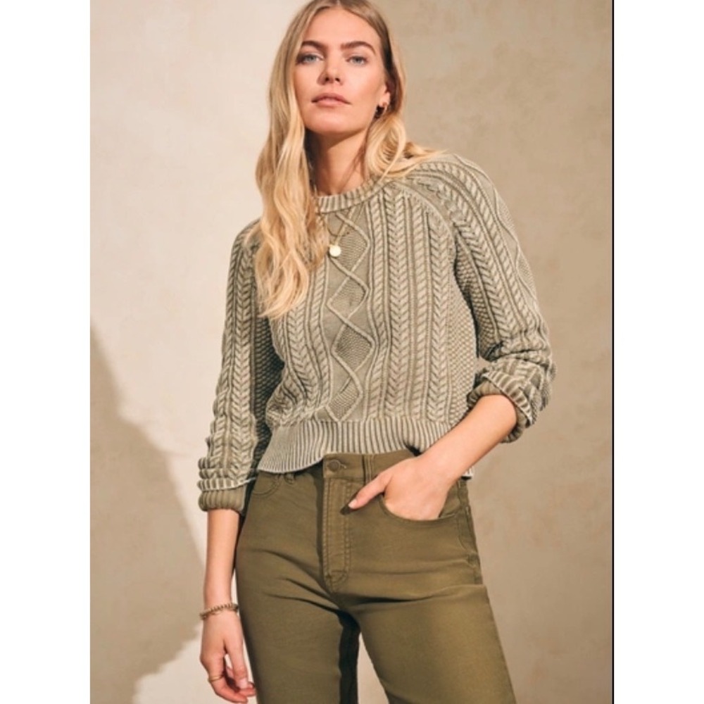 Faherty Women's Sunwashed Cable Crew Sweater Organic Cotton Sage Green in Small